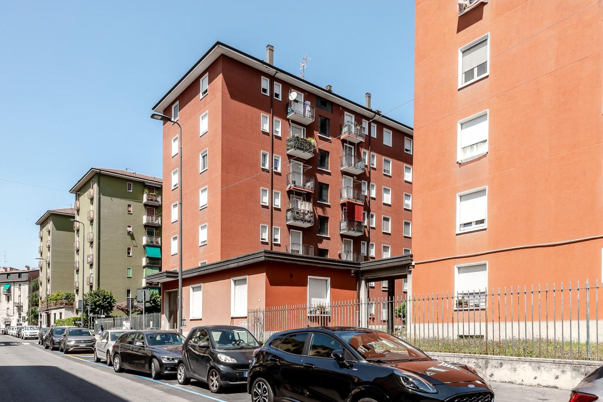 Stayeasy Piane56 Panoramic Next To M5 Metro * Milan